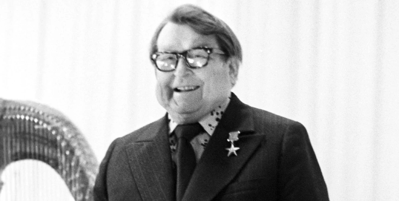 Василий Соловьов Седой