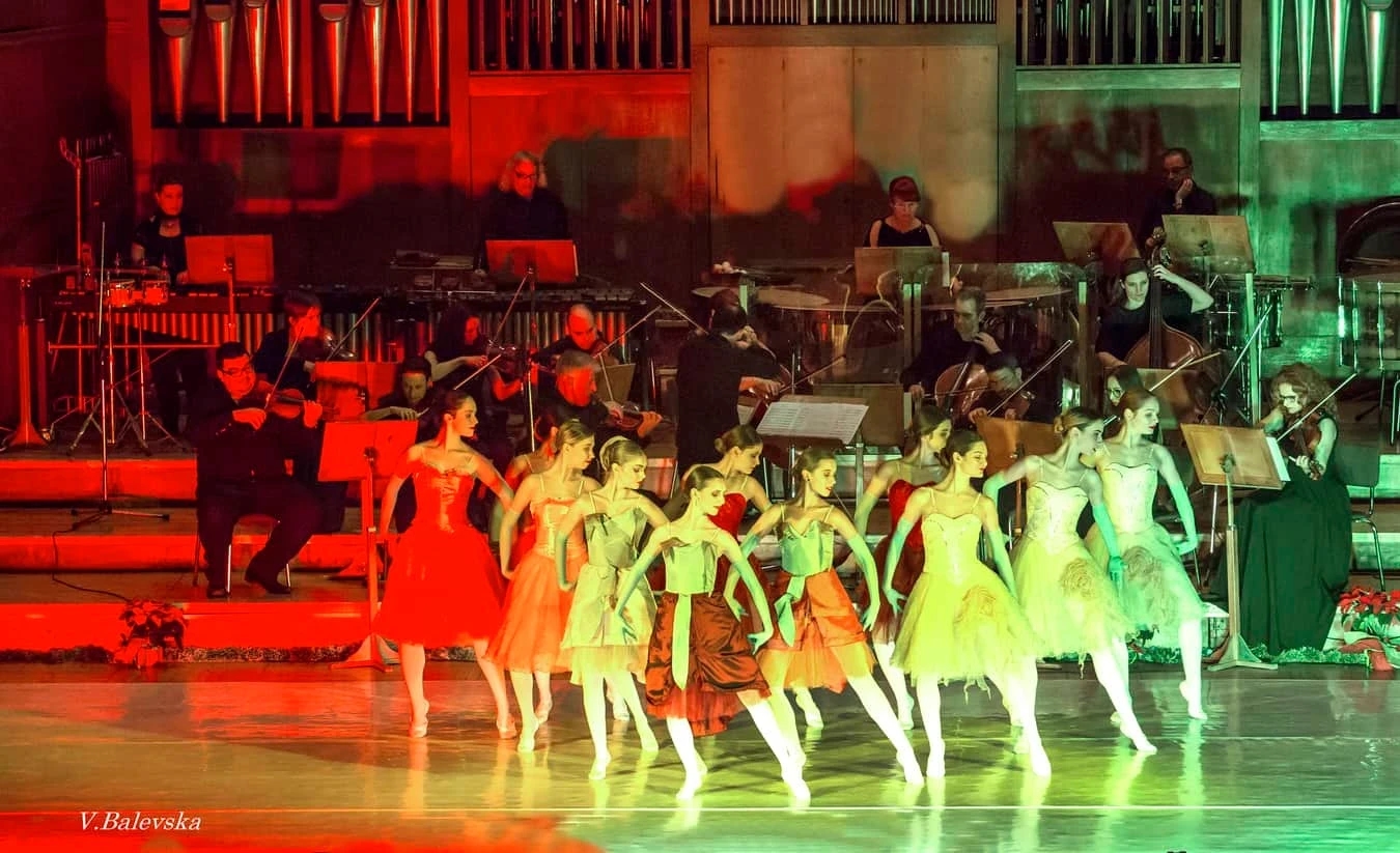 Christmas with Carmen - Quarto Quartet & Vaya Dance Studio